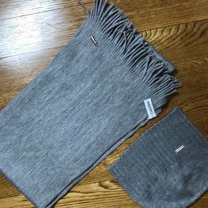 Calvin Klein hat and scarf set